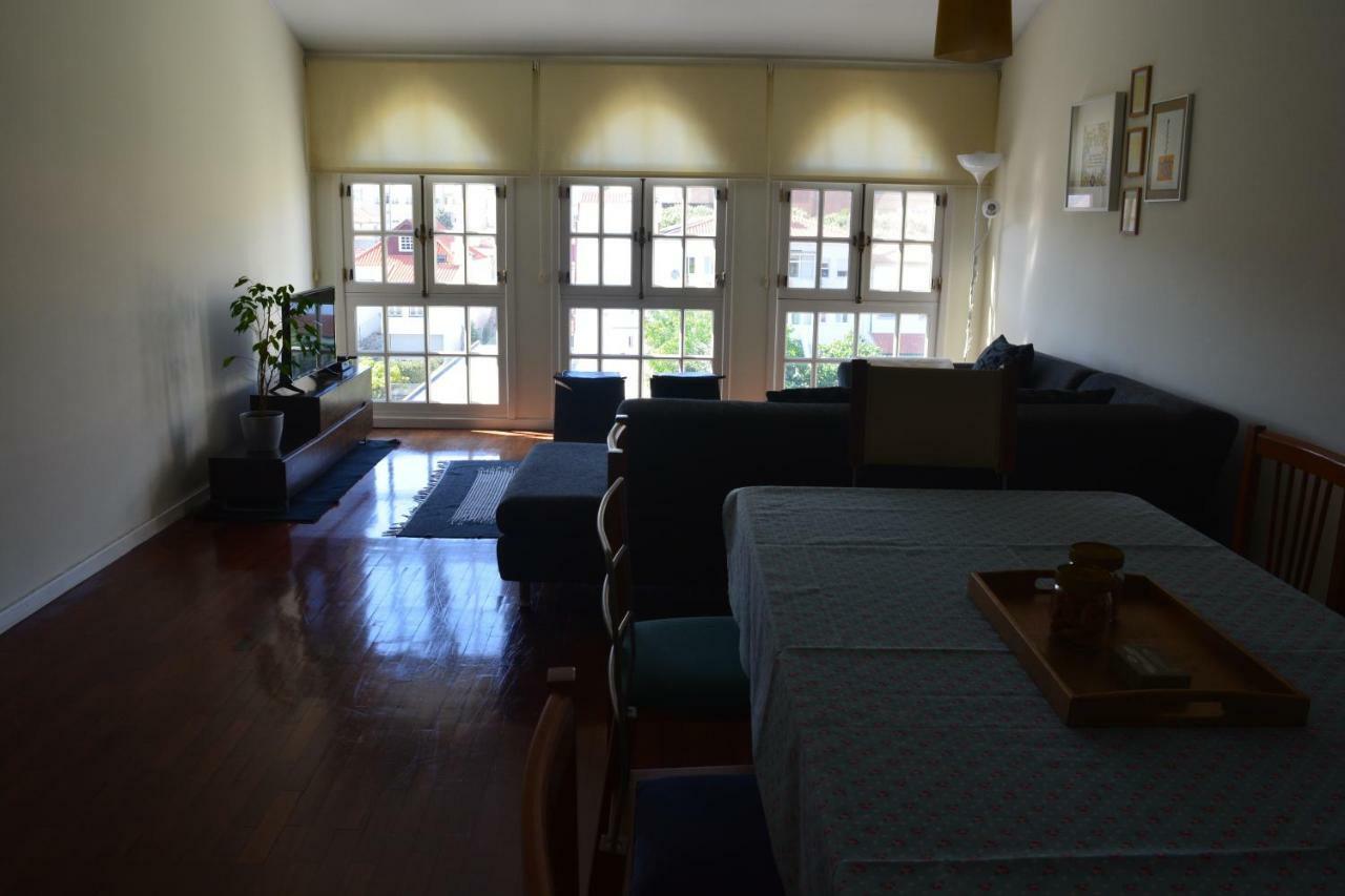 Spacious Apt. At Viana's Location